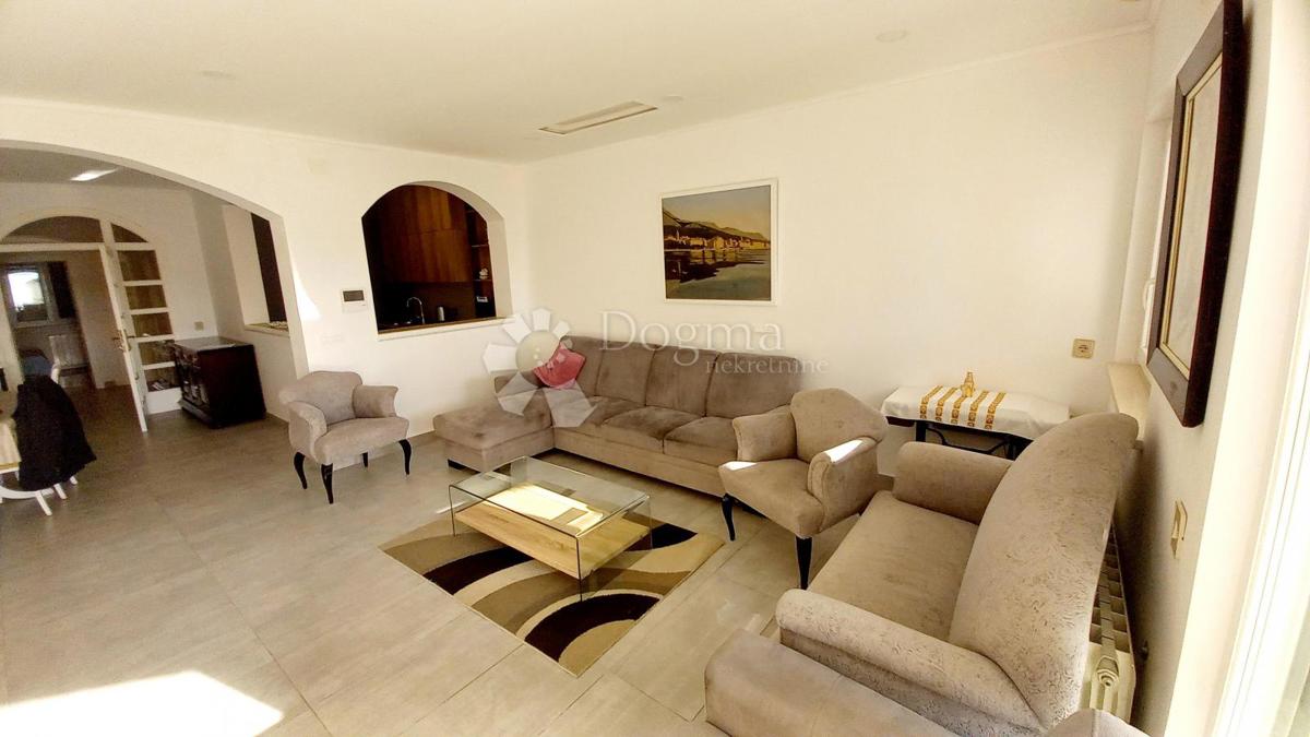 Apartma Na predaj - SPLITSKO-DALMATINSKA MAKARSKA
