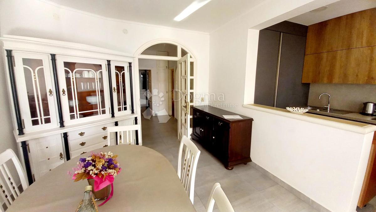 Apartma Na predaj - SPLITSKO-DALMATINSKA MAKARSKA