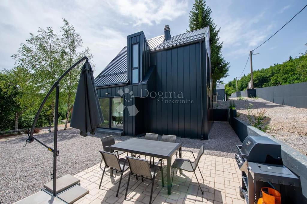 House For sale - PRIMORSKO-GORANSKA DELNICE