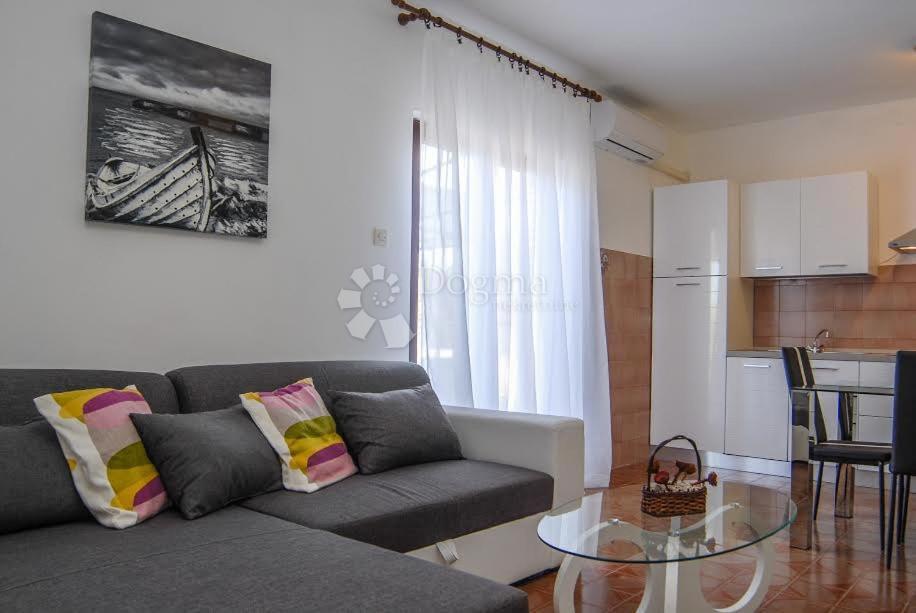 Maison À louer - Zadarska Ugljan - foto 1/22