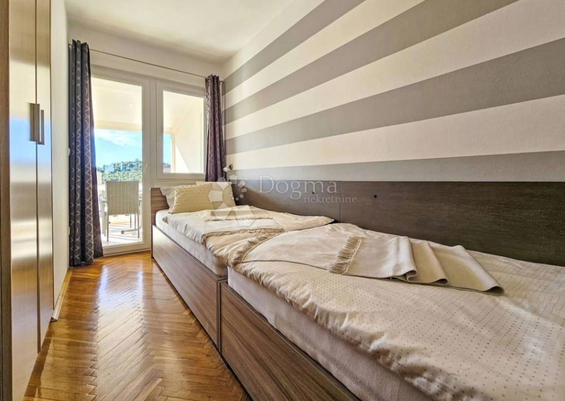 Haus Zu verkaufen - ŠIBENSKO-KNINSKA TRIBUNJ