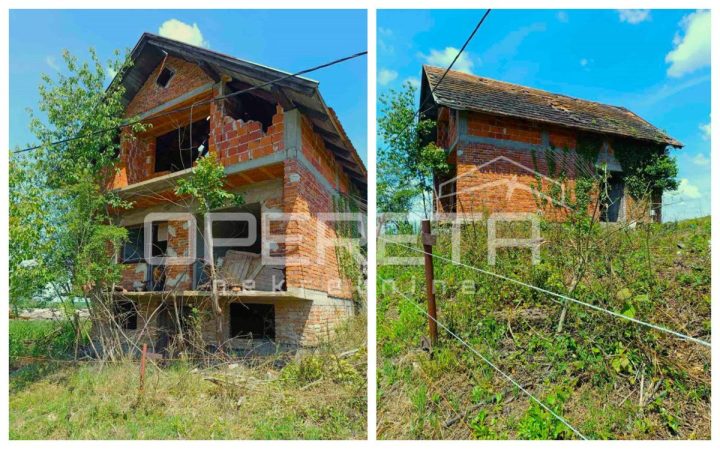Dům na prodej 250 m² – Petrinja