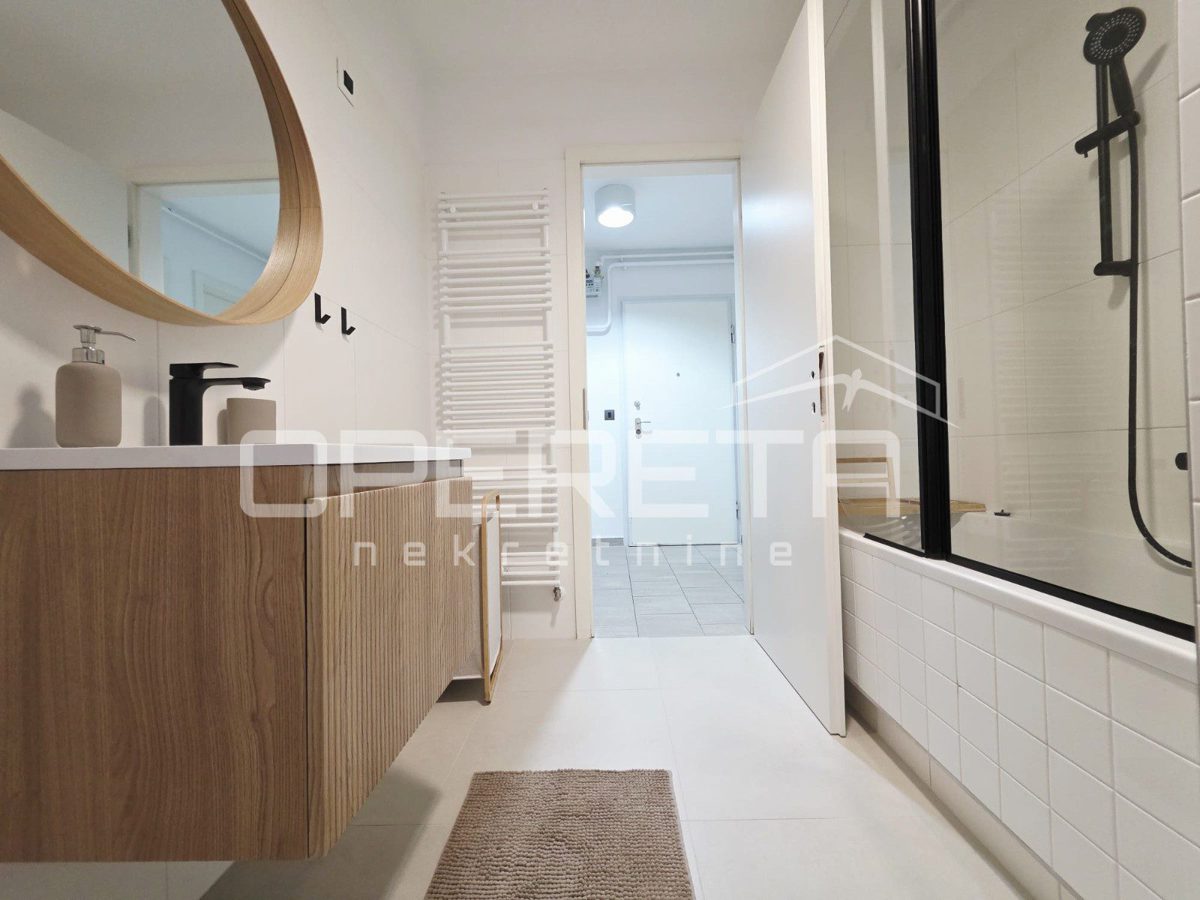 Apartma Na predaj - ZAGREBAČKA SVETA NEDELJA