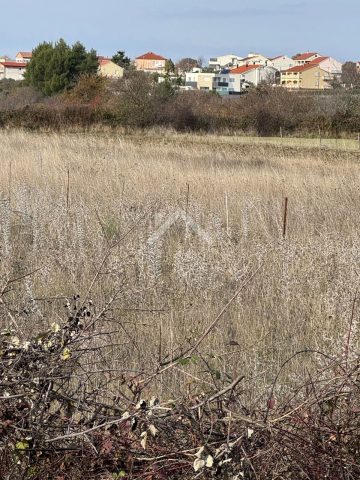 Działka na sprzedaż 2301 m² – Poličnik