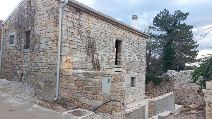 Casa in vendita 82 m² – Tinjan