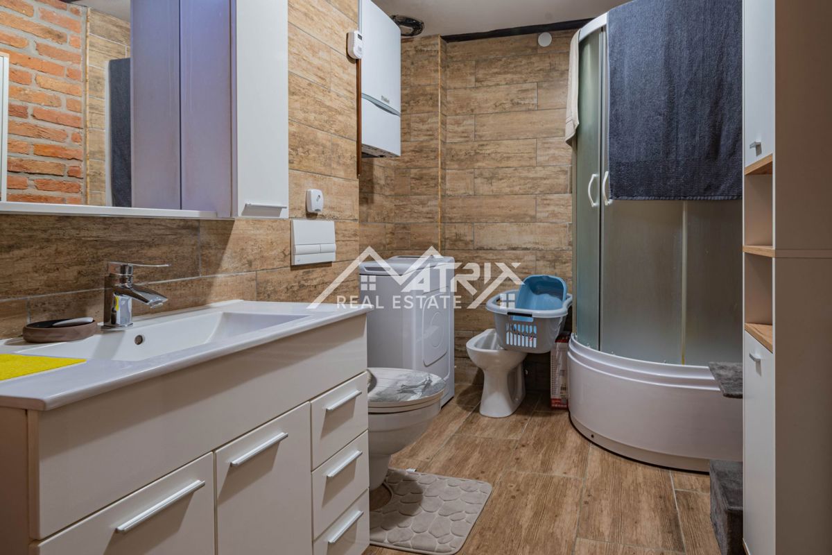 Apartma Na predaj - OSJEČKO-BARANJSKA OSIJEK