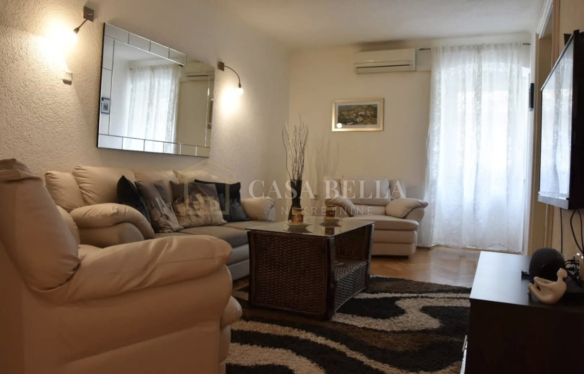 Flat For rent - Primorsko-goranska Rijeka - foto 2/8
