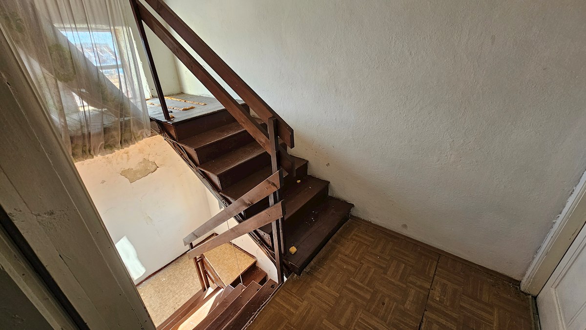 Casa In vendita - ISTARSKA GROŽNJAN