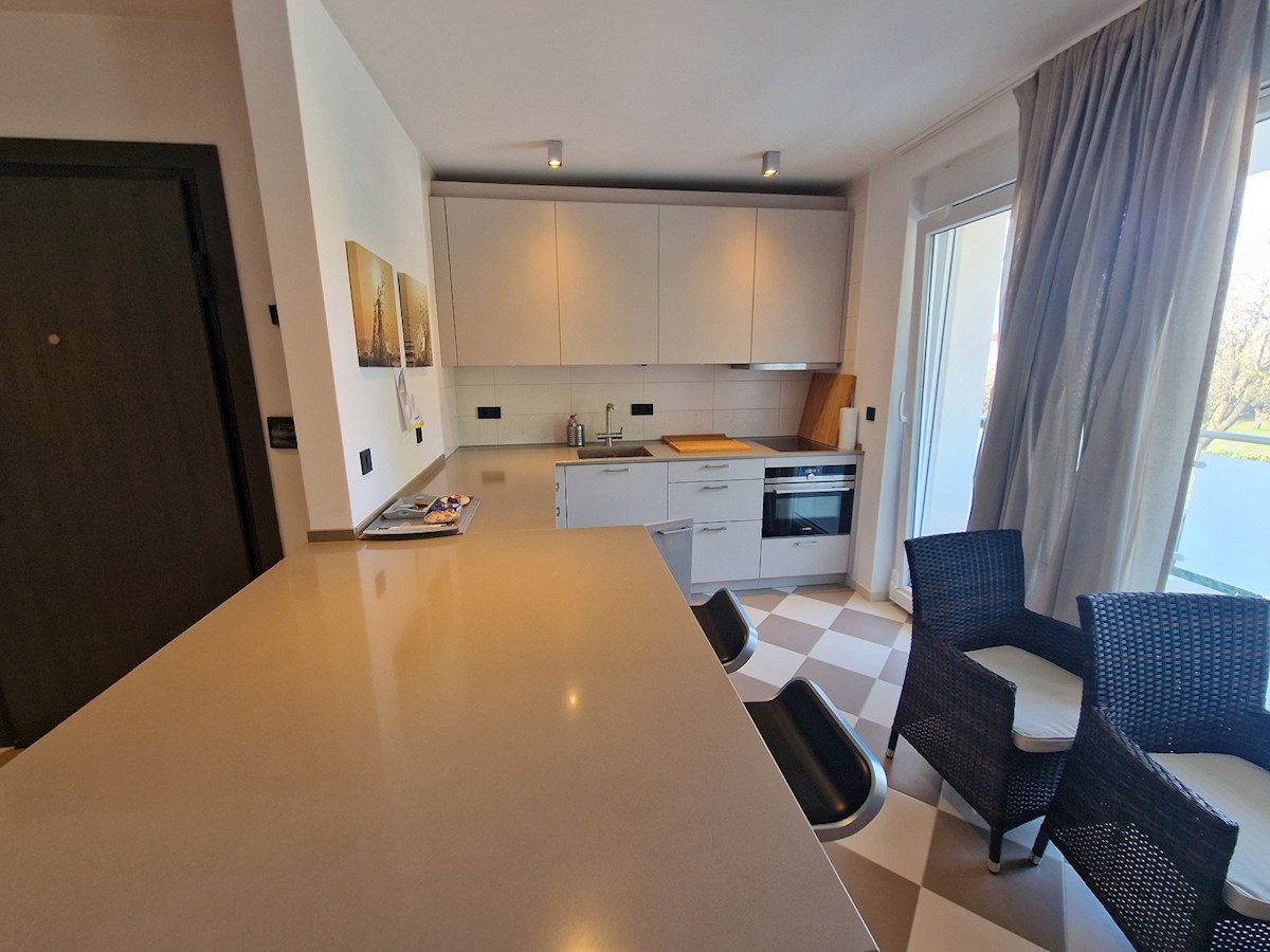 Flat For sale - ISTARSKA NOVIGRAD