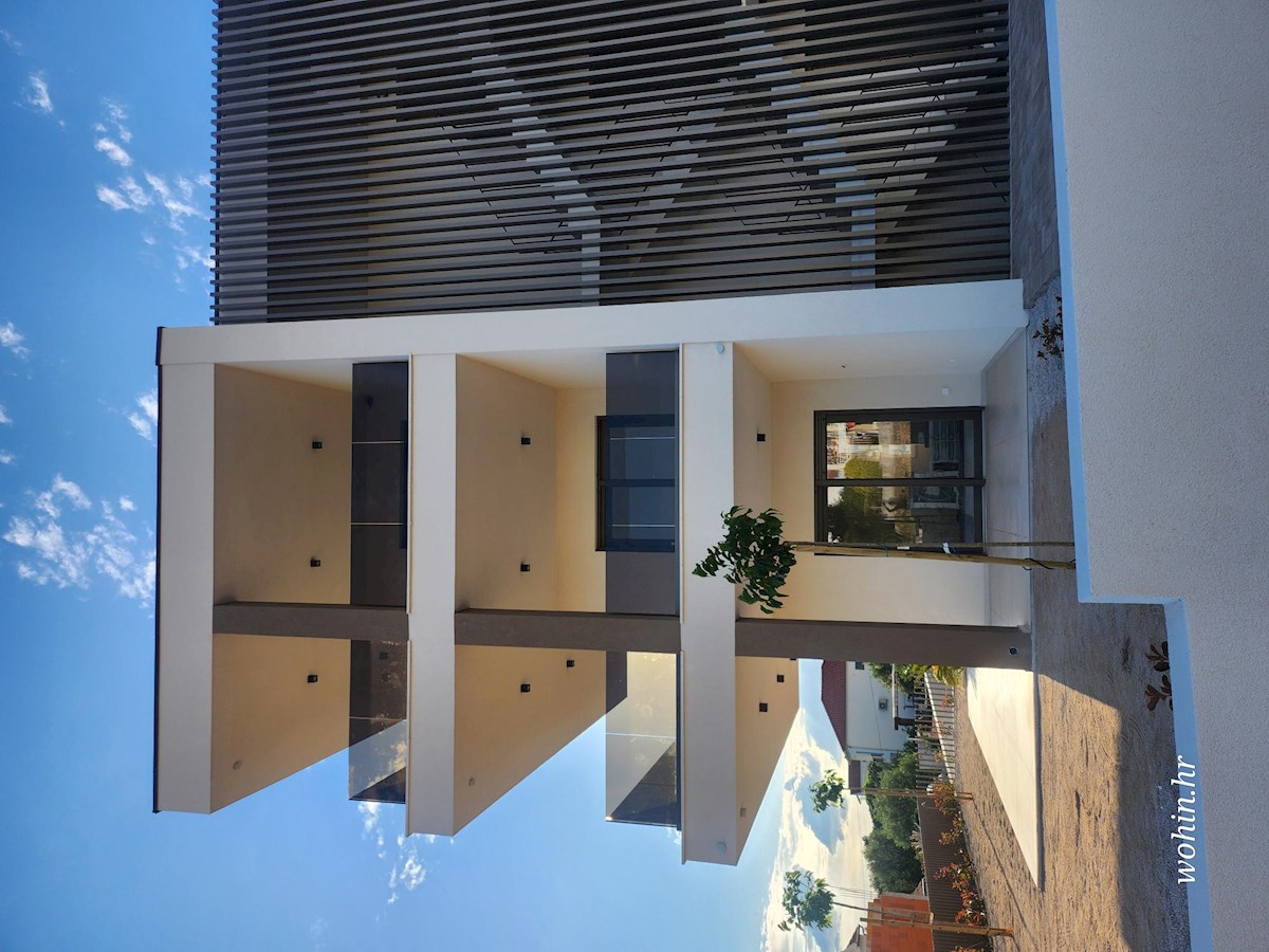 Appartement À vendre - ŠIBENSKO-KNINSKA VODICE