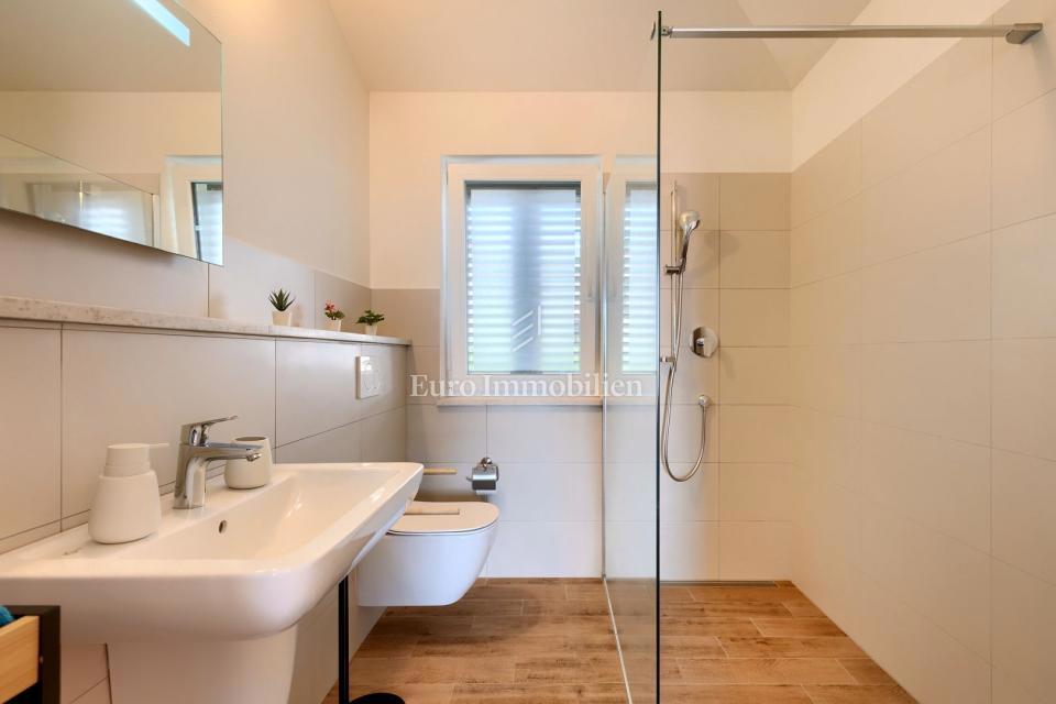 House For sale - ISTARSKA NOVIGRAD