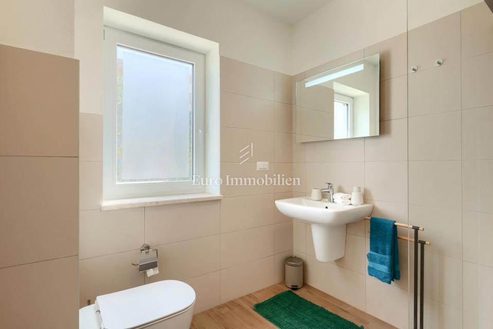 House For sale - ISTARSKA NOVIGRAD