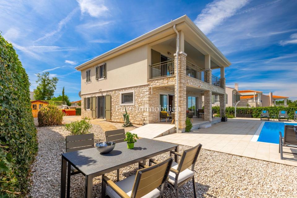 House For sale - ISTARSKA NOVIGRAD
