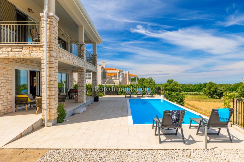 House For sale - ISTARSKA NOVIGRAD