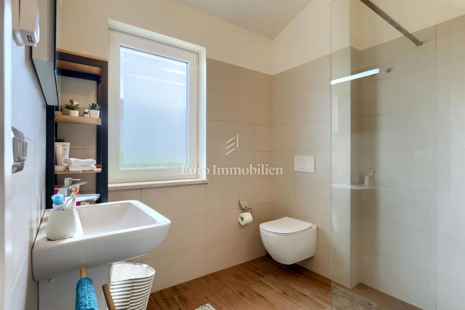 House For sale - ISTARSKA NOVIGRAD