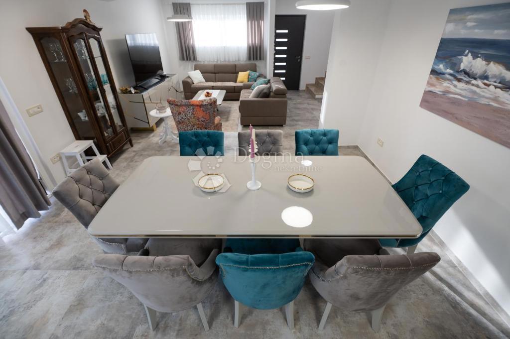 House For sale - ZADARSKA SUKOŠAN