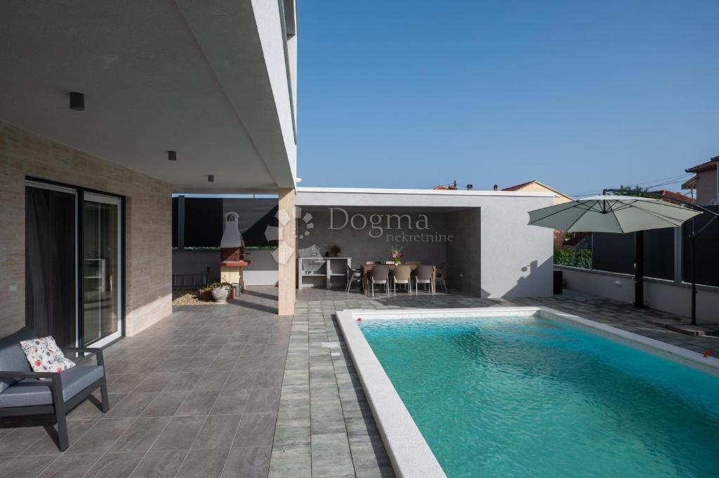 House For sale - ZADARSKA SUKOŠAN