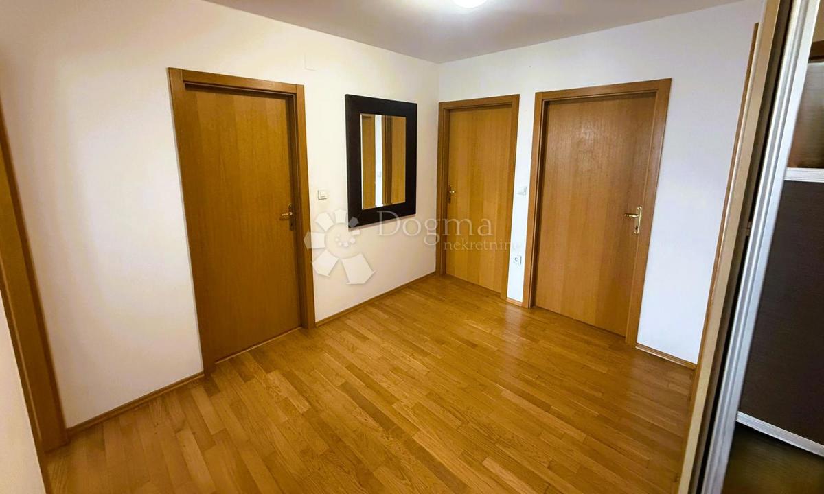Apartmán Na predaj - VARAŽDINSKA VARAŽDIN