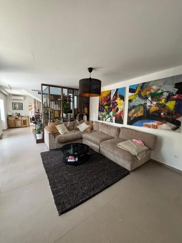 House for sale 302 m² – Kostrena