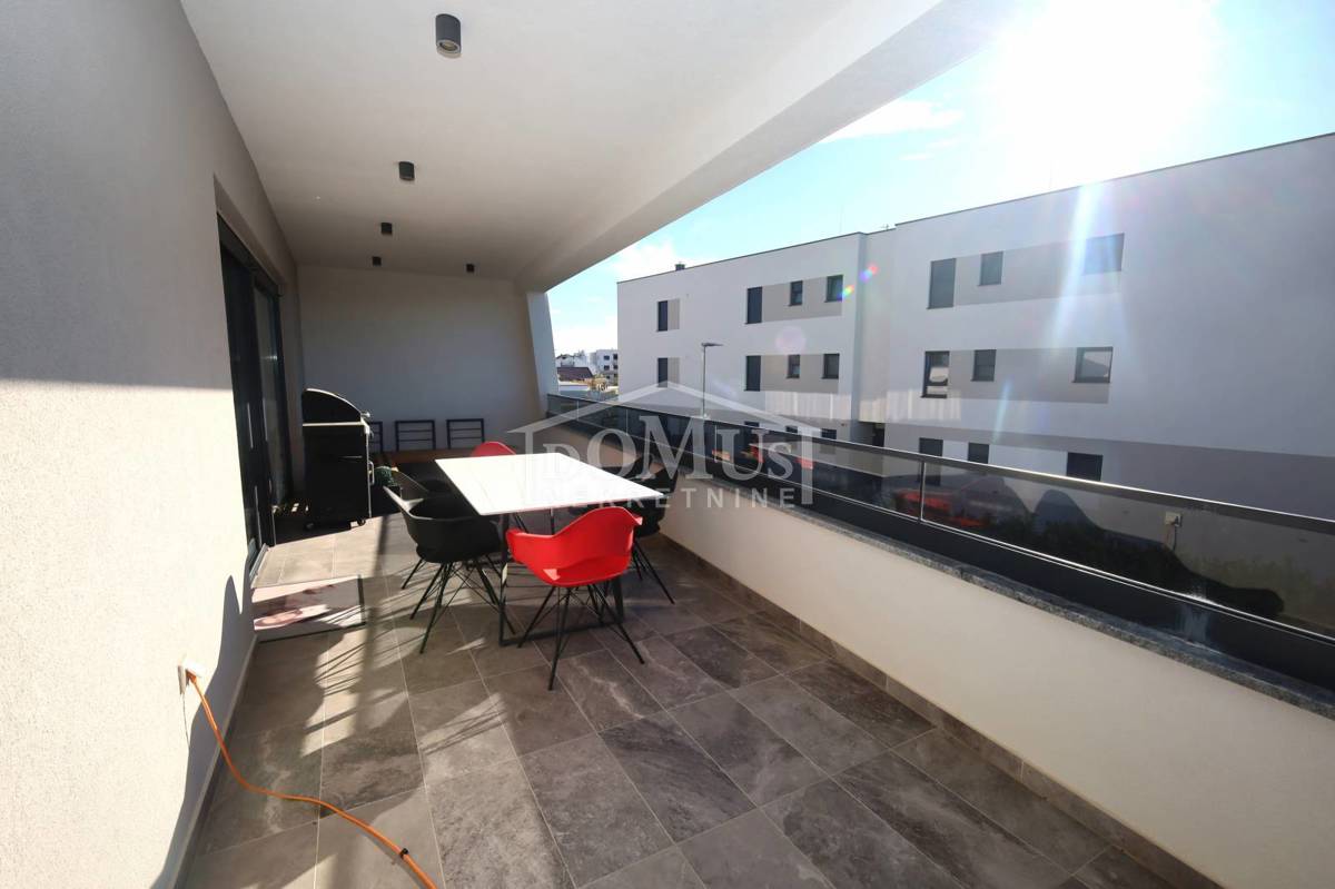 Flat For sale - ŠIBENSKO-KNINSKA VODICE