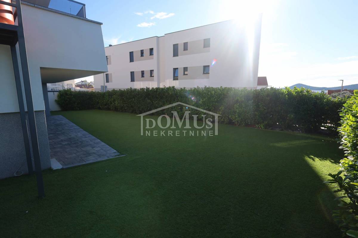 Flat For sale - ŠIBENSKO-KNINSKA VODICE