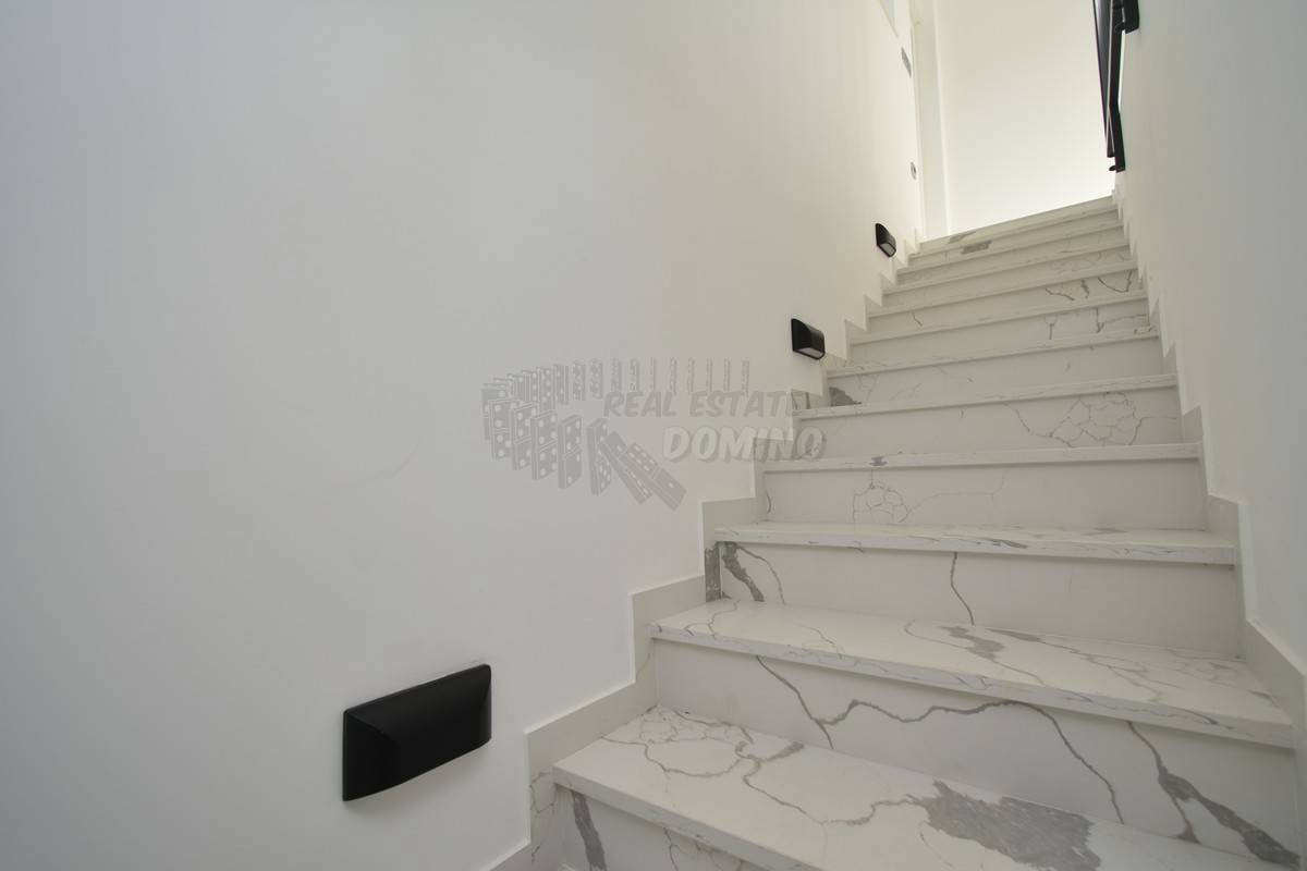 Casa In vendita - PRIMORSKO-GORANSKA KRK