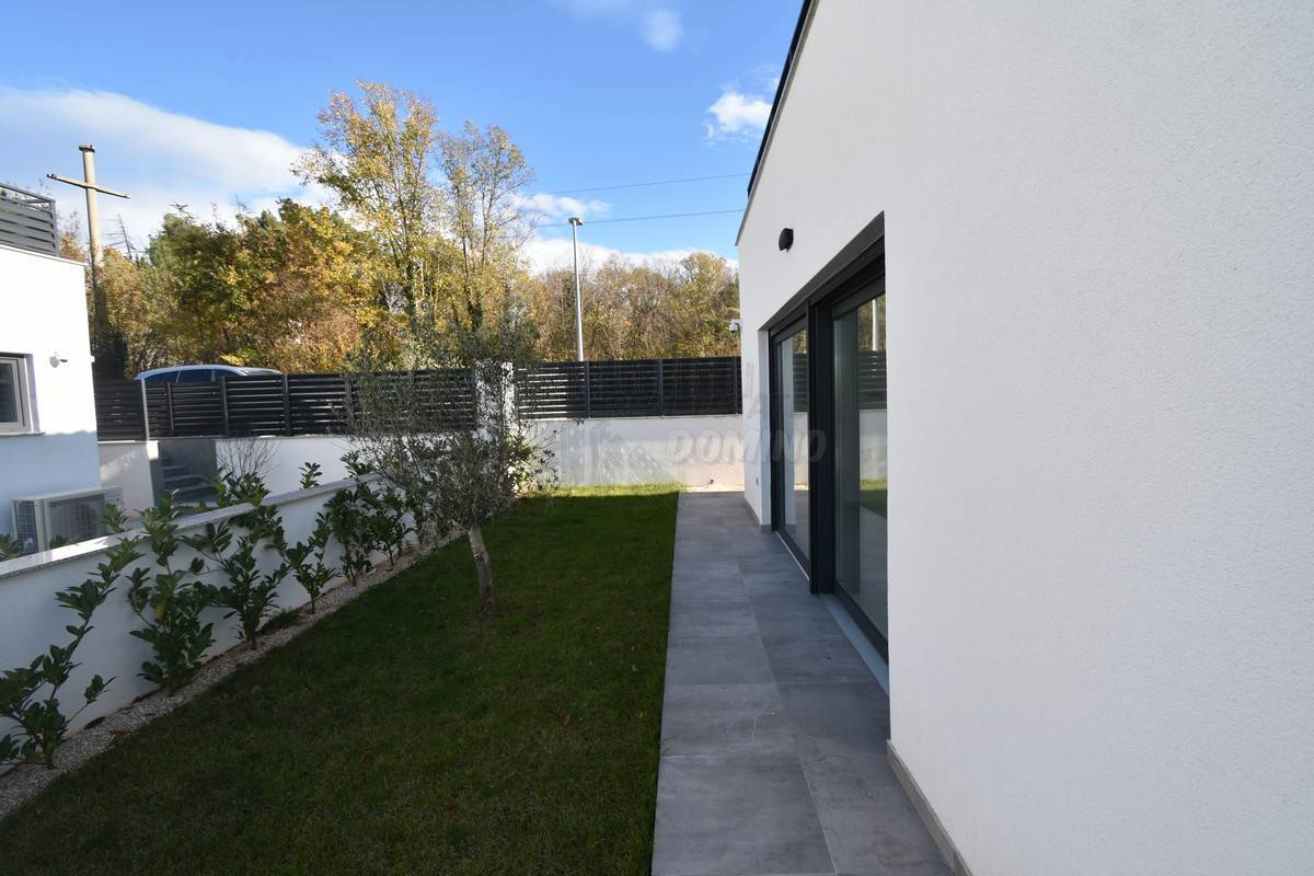 Casa In vendita - PRIMORSKO-GORANSKA KRK