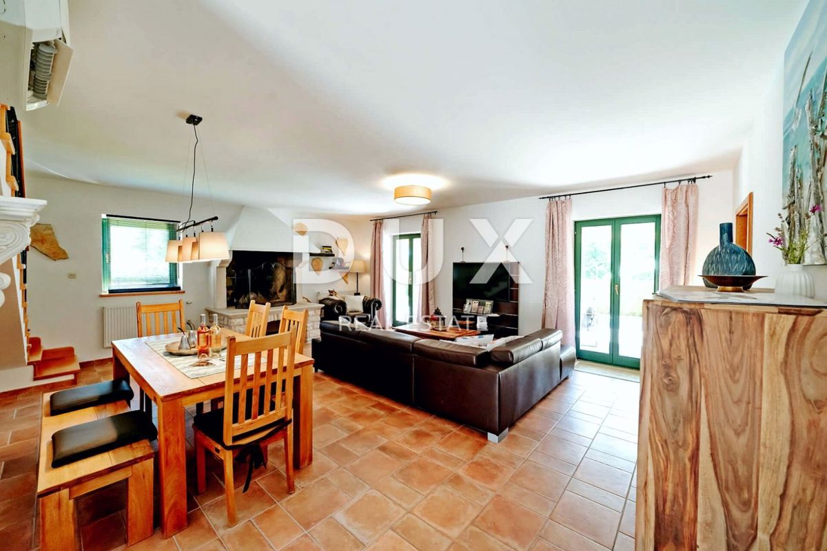 Casa In vendita - ISTARSKA VIŠNJAN