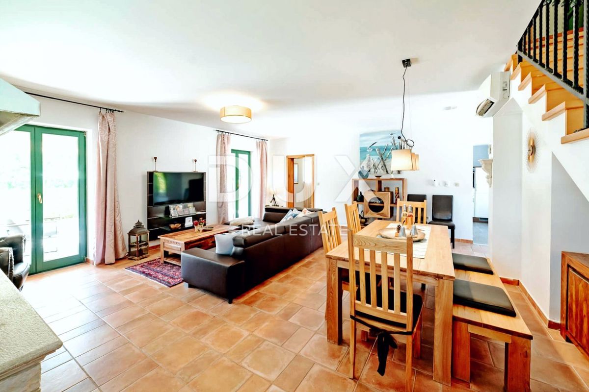 Casa In vendita - ISTARSKA VIŠNJAN
