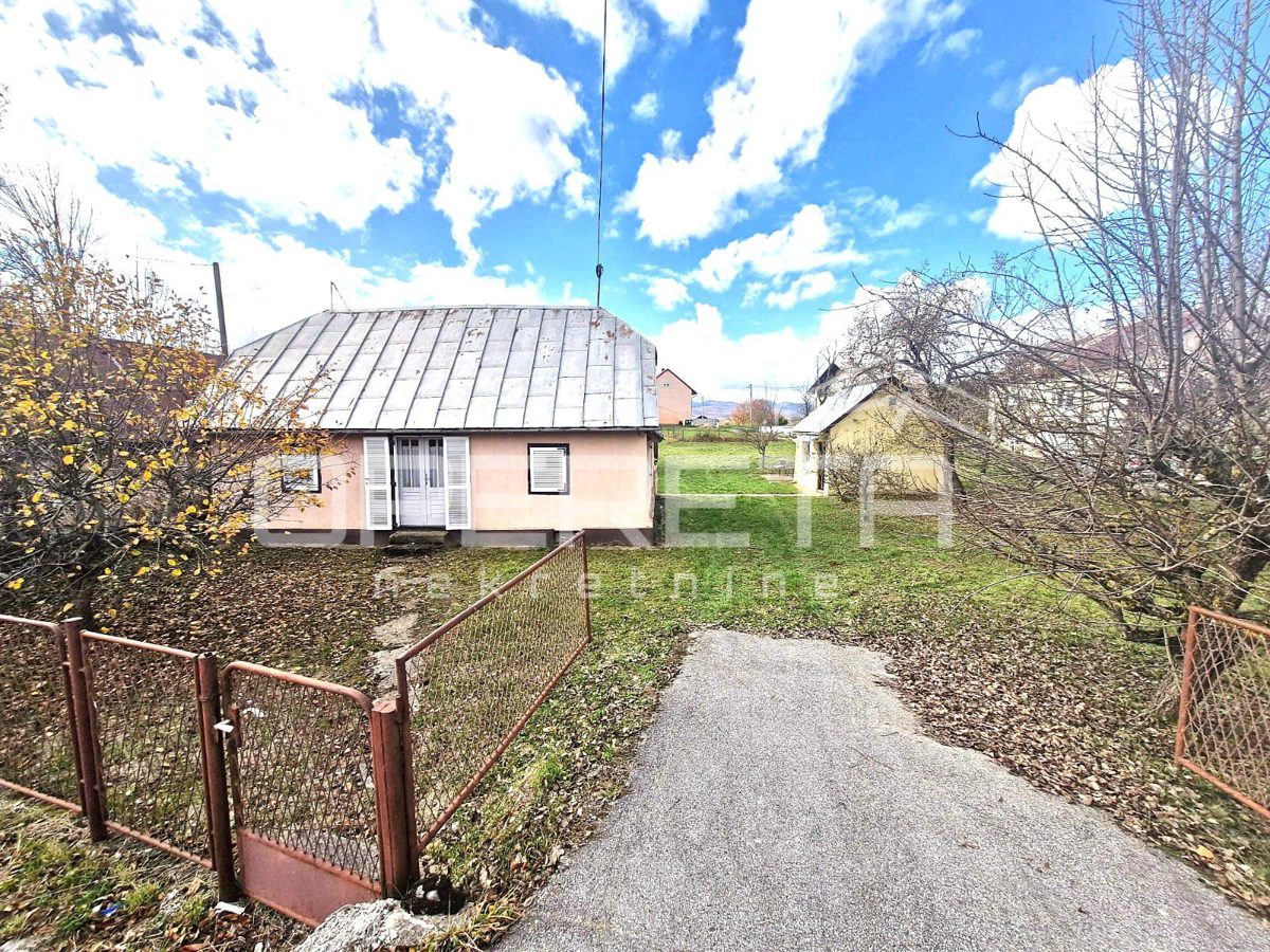 Haus Zu verkaufen - Ličko-senjska Gospić - foto 1/12