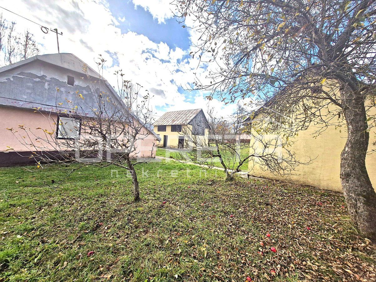 Haus Zu verkaufen - LIČKO-SENJSKA GOSPIĆ