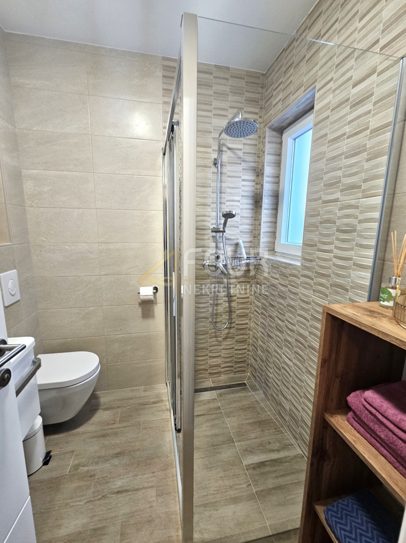 House For sale - ŠIBENSKO-KNINSKA VODICE