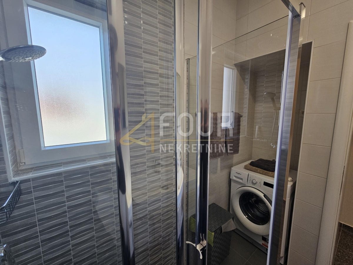 House For sale - ŠIBENSKO-KNINSKA VODICE
