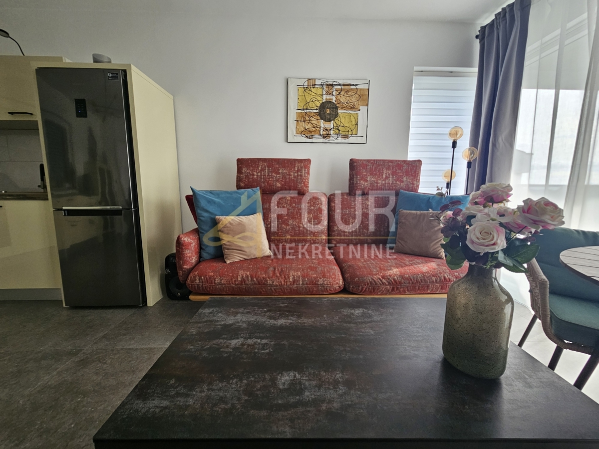 House For sale - ŠIBENSKO-KNINSKA VODICE