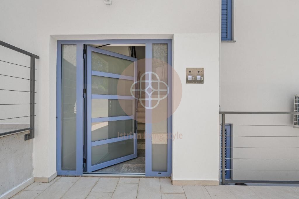 House For sale - ISTARSKA RAŠA