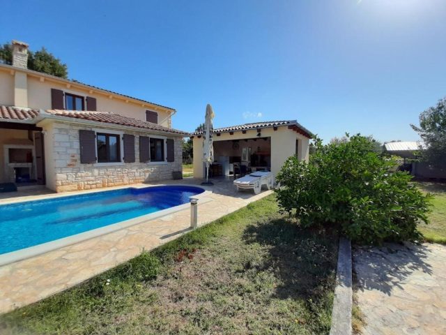 House for sale 230 m² – Medulin