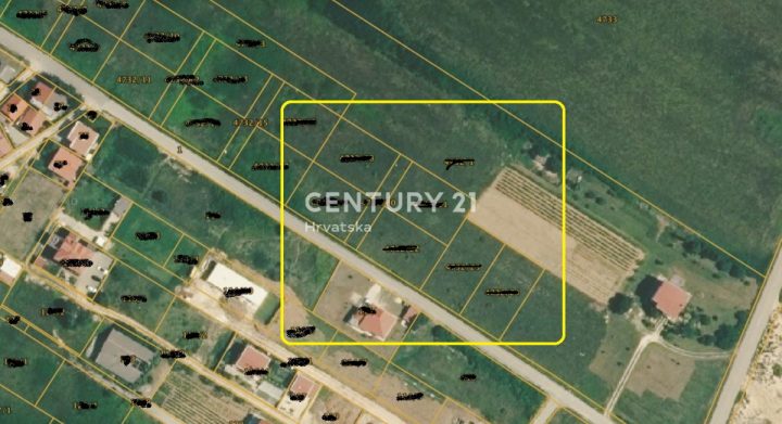 Land for sale 711 m² – Vrsi