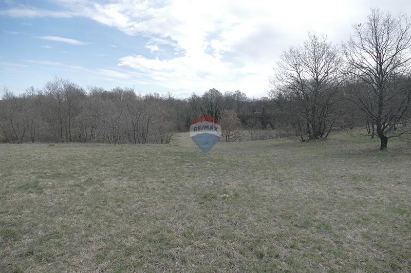 Parcela Na predaj - Istarska Svetvinčenat - foto 2/4