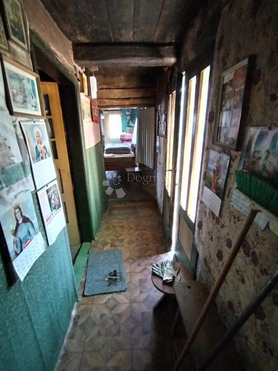 Maison À vendre - KOPRIVNIČKO-KRIŽEVAČKA KALNIK