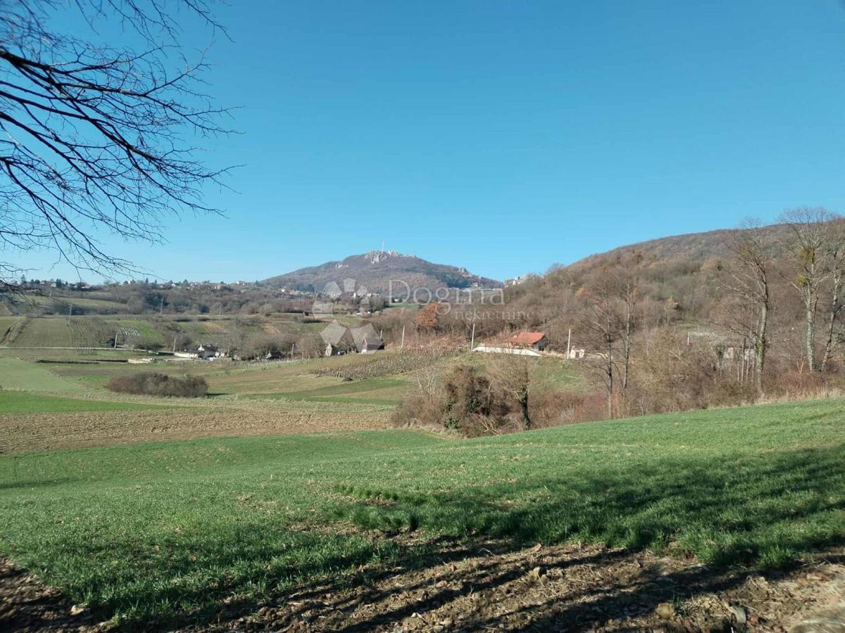 Maison À vendre - KOPRIVNIČKO-KRIŽEVAČKA KALNIK