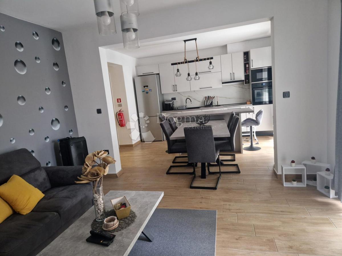 Apartmán Na predaj - PRIMORSKO-GORANSKA RAB