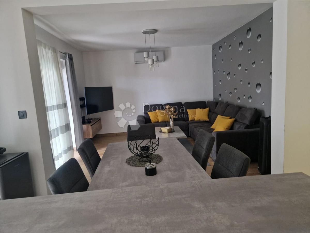 Apartmán Na predaj - PRIMORSKO-GORANSKA RAB