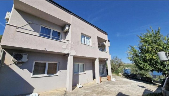House For sale - šibensko-kninska šibenik - foto 2/11