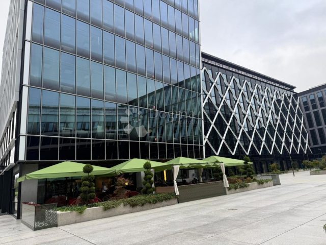 Lokal użytkowy do wynajęcia 100 m² – Zagreb