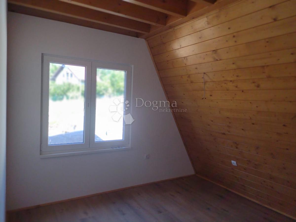 Terreno In vendita - KARLOVAČKA KARLOVAC