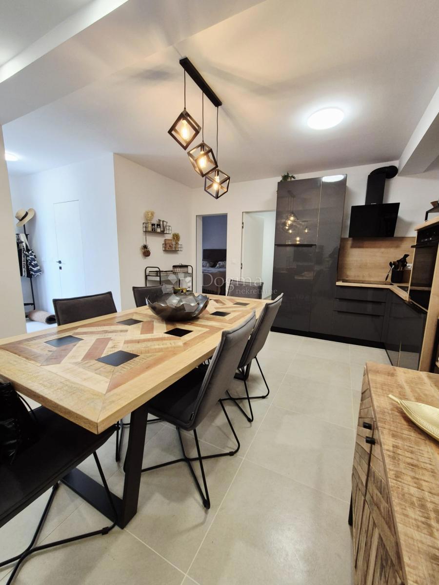 Flat For sale - Splitsko-dalmatinska Trogir - foto 3/17