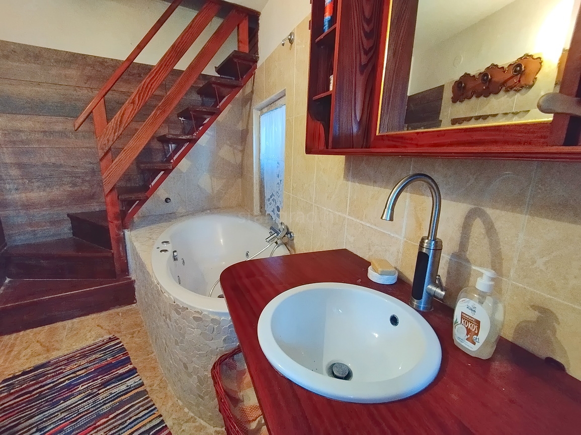 Casa In vendita - PRIMORSKO-GORANSKA KRK