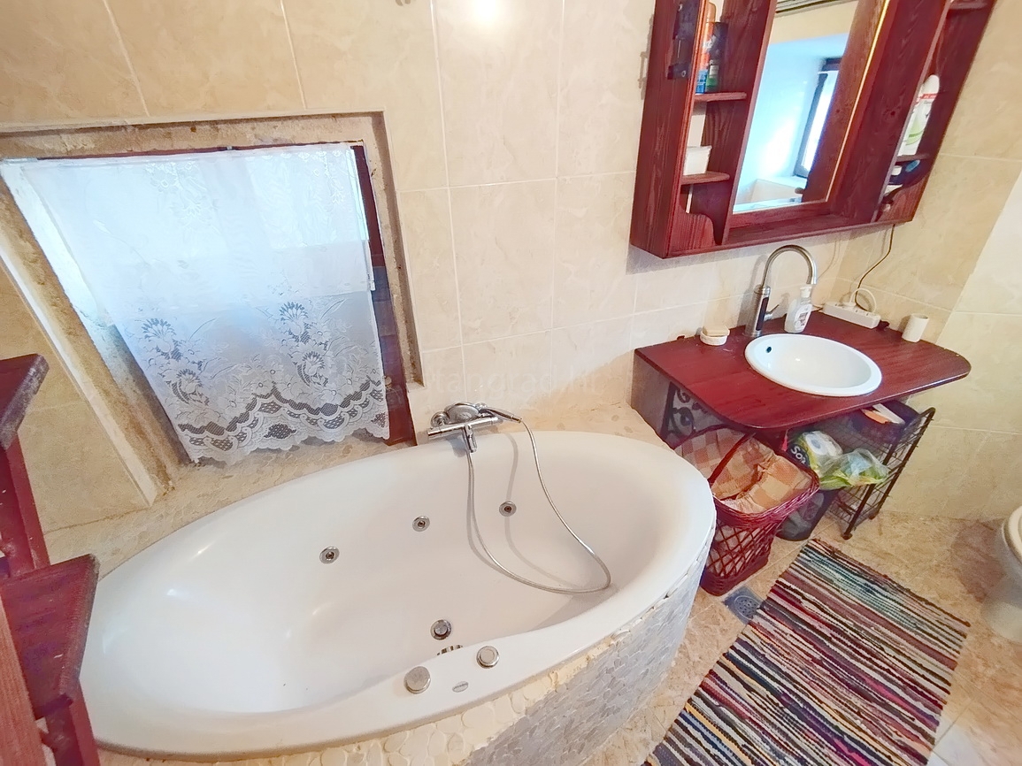 Casa In vendita - PRIMORSKO-GORANSKA KRK
