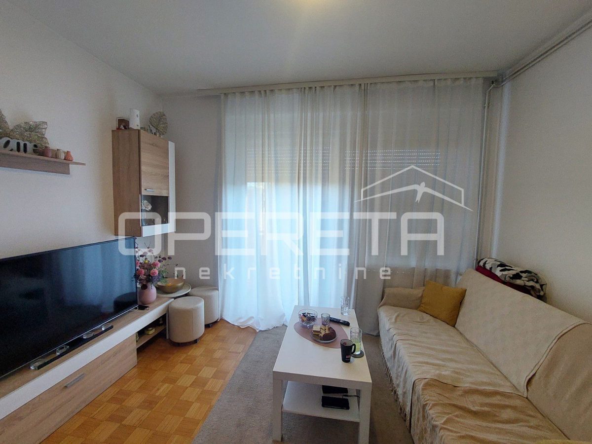 Mieszkanie Na sprzedaż - GRAD ZAGREB ZAGREB