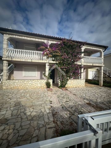 Dom na predaj 130 m² – Vir